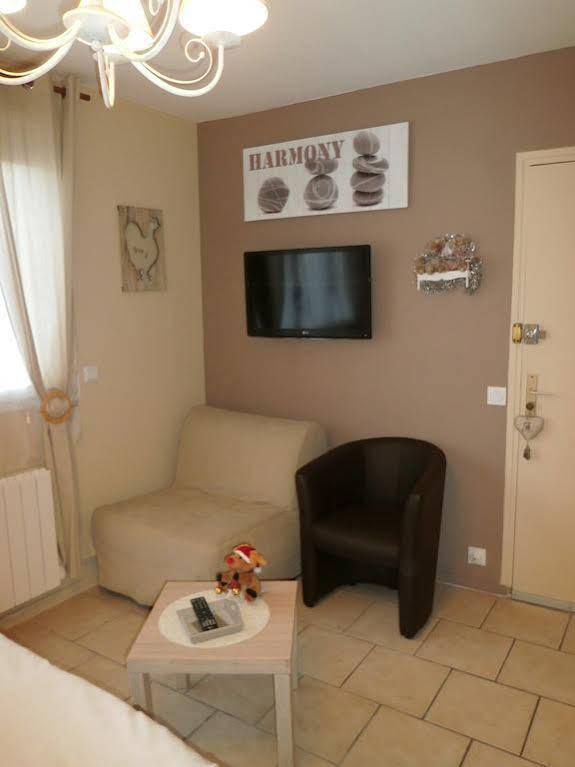 Au 14 Honfleur Parking Prive Appartement Buitenkant foto